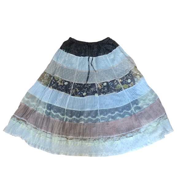 Ariella bohemian tiered elastic banded lace neutral skirt, Medium - Picture 6 of 6